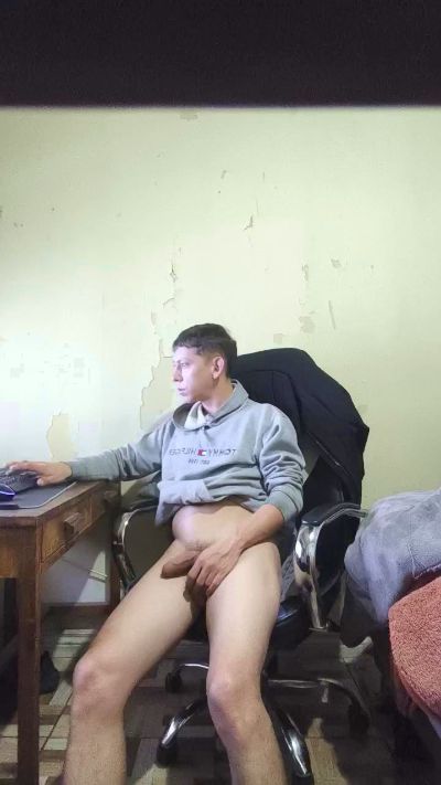 KeviinKinG live cam on Cam4
