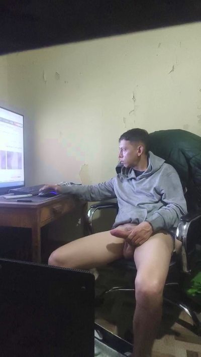 KeviinKinG live cam on Cam4