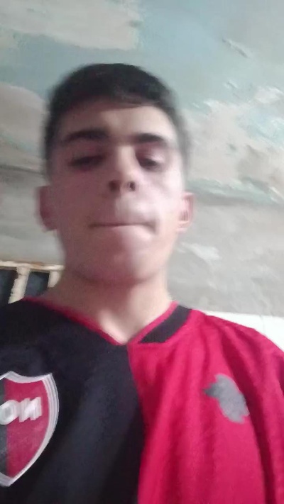 Kevin_423 live cam on Cam4
