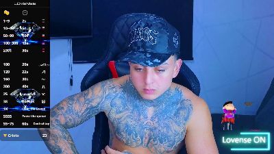 Kevin_Sanchez live cam on Cam4
