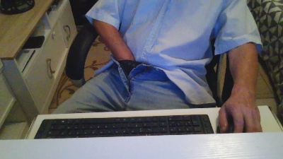 Kevinareux60 live cam on Cam4