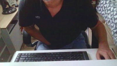 Kevinareux60 live cam on Cam4
