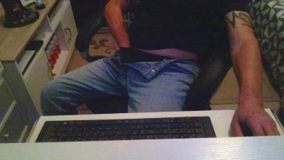 Kevinareux60 live cam on Cam4