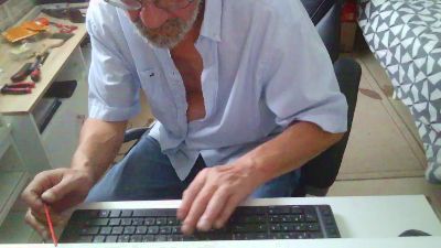 Kevinareux60 live cam on Cam4