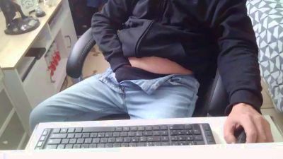Kevinareux60 live cam on Cam4