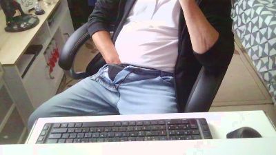 Kevinareux60 live cam on Cam4