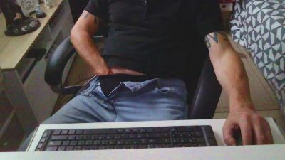 Kevinareux60 live cam on Cam4