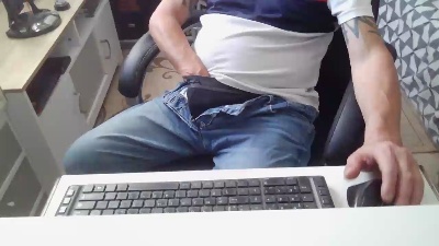 Kevinareux60 live cam on Cam4