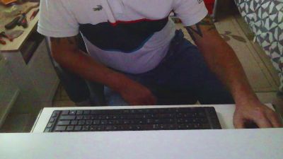 Kevinareux60 live cam on Cam4