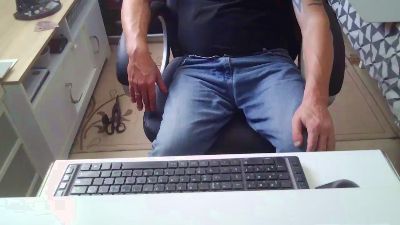 Kevinareux60 live cam on Cam4