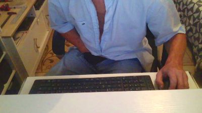 Kevinareux60 live cam on Cam4