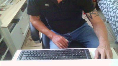 Kevinareux60 live cam on Cam4