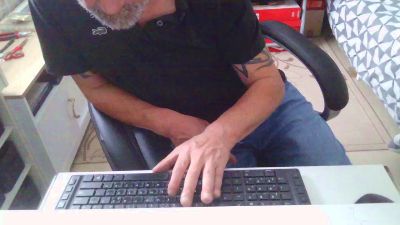Kevinareux60 live cam on Cam4