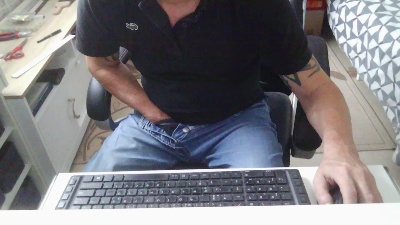 Kevinareux60 live cam on Cam4