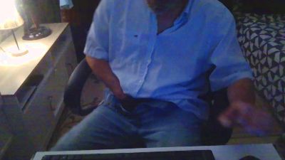 Kevinareux60 live cam on Cam4