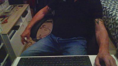 Kevinareux60 live cam on Cam4