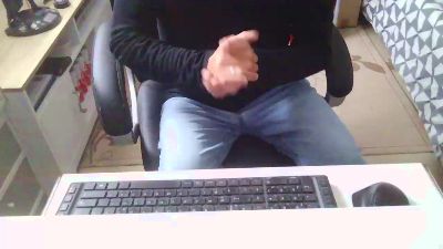 Kevinareux60 live cam on Cam4