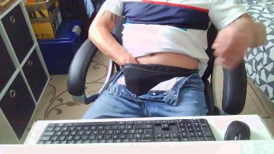 Kevinareux60 live cam on Cam4