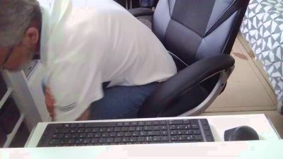 Kevinareux60 live cam on Cam4