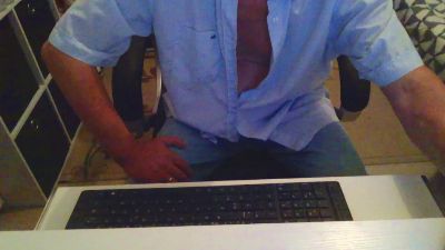 Kevinareux60 live cam on Cam4
