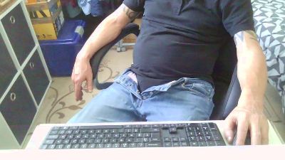 Kevinareux60 live cam on Cam4