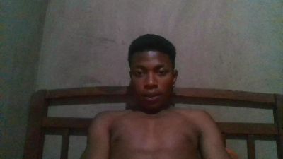 Kevinmicka live cam on Cam4