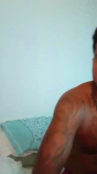 Kevinpasion live cam on Cam4