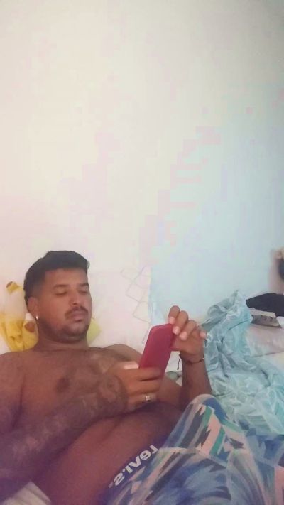 Kevinpasion live cam on Cam4
