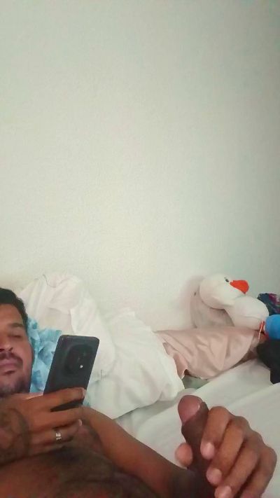 Kevinpasion live cam on Cam4