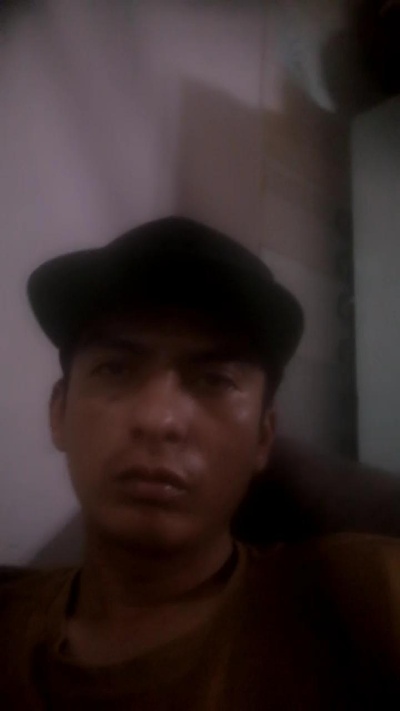 Kevpitudo22 live cam on Cam4