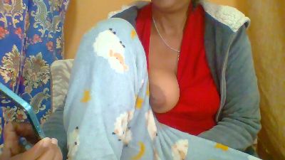 Keyshie586 live cam on Cam4