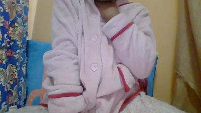 Keyshie586 live cam on Cam4