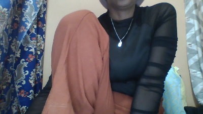 Keyshie586 live cam on Cam4