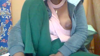 Keyshie586 live cam on Cam4