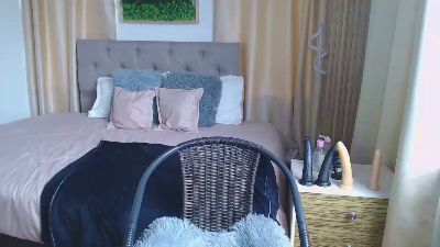 Khalia_ live cam on Cam4
