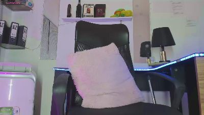 KhavelHotBoy live cam on Cam4