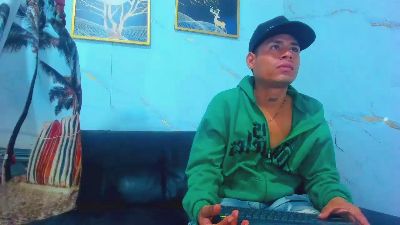 Kheny_mac_1 live cam on Cam4