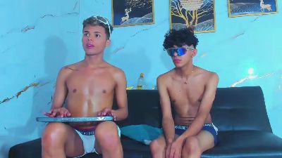 Kheny_mac_1 live cam on Cam4