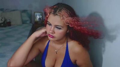 KhloeRoux live cam on Cam4