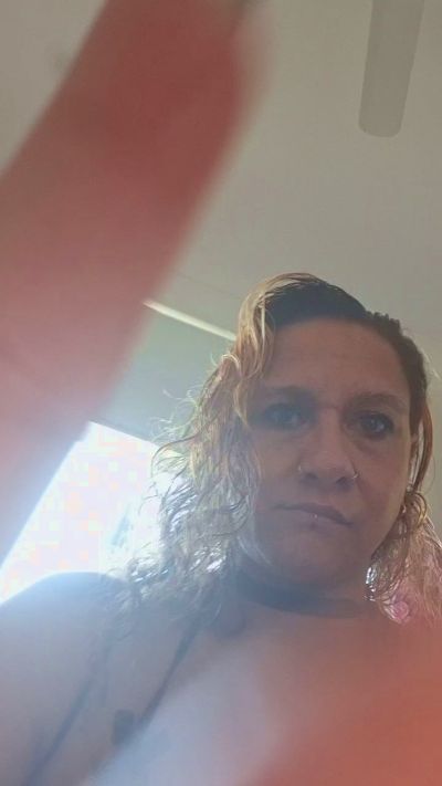Ki_nooks live cam on Cam4