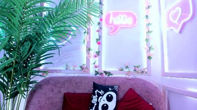 KiaTDH live cam on Cam4
