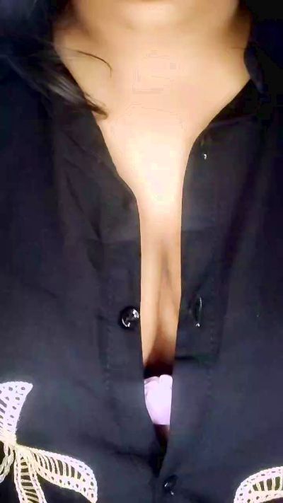 Kiara live cam on Cam4