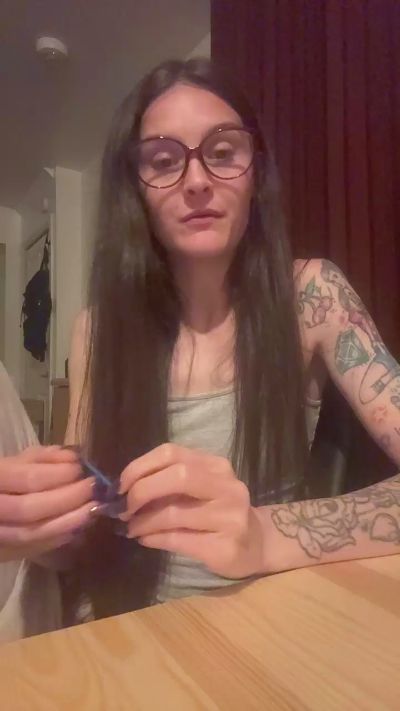 KiaraLewis live cam on Cam4