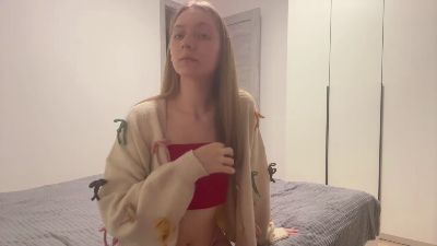 KieraLasaint live cam on Cam4