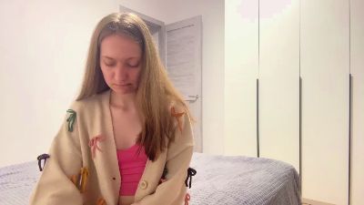 KieraLasaint live cam on Cam4