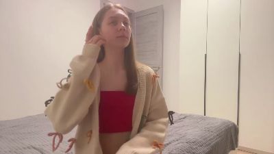 KieraLasaint live cam on Cam4