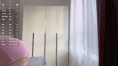KieraLasaint live cam on Cam4