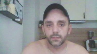 Kiffeur_81 live cam on Cam4