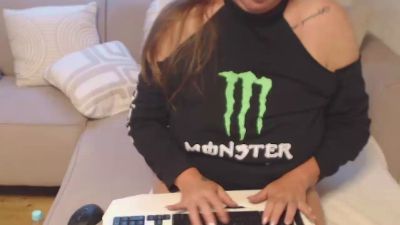 KimMitch live cam on Cam4