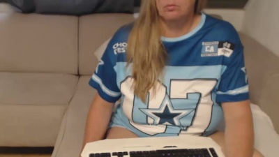 KimMitch live cam on Cam4
